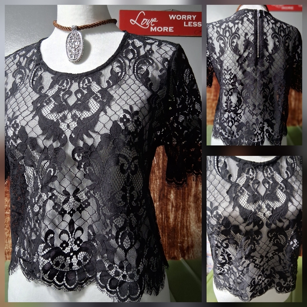 🔥Forever 21 CROP TOP BLOUSE Black LACE Size M EUC & FREE GIFT